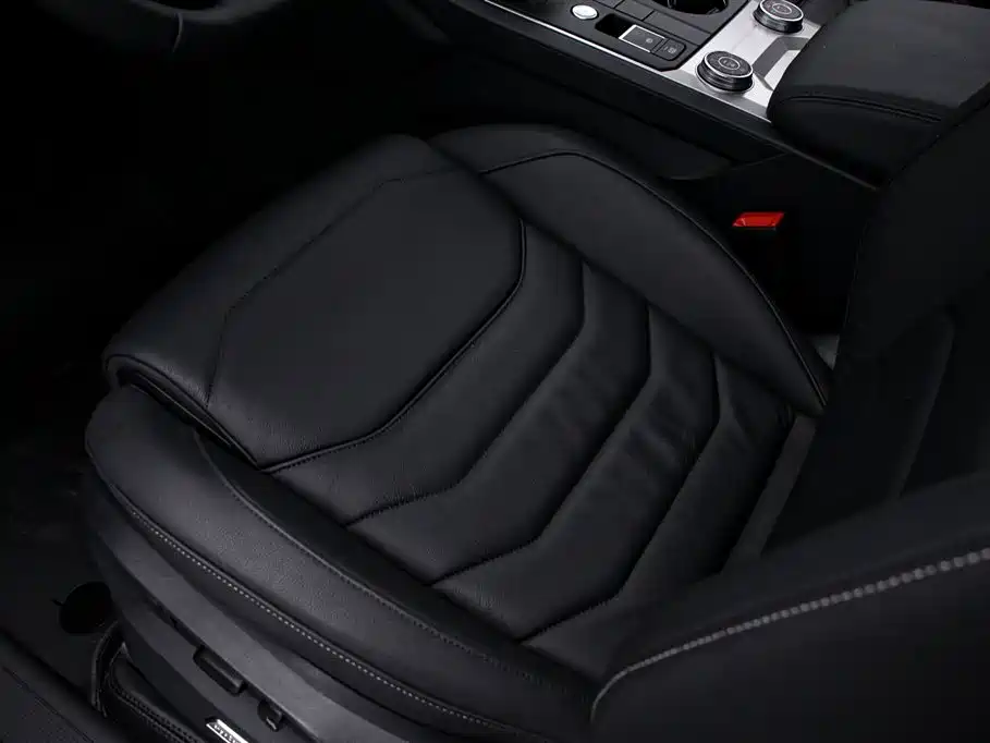 Volkswagen Touareg 2023 2022 2.0TSI Pilot Special Edition