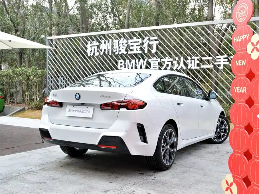 BMW 2 Series 2025 225L M Sport Package фото 4