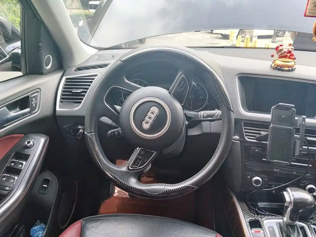 Audi Q5 2018 2017 Plus 40 TFSI Comfort