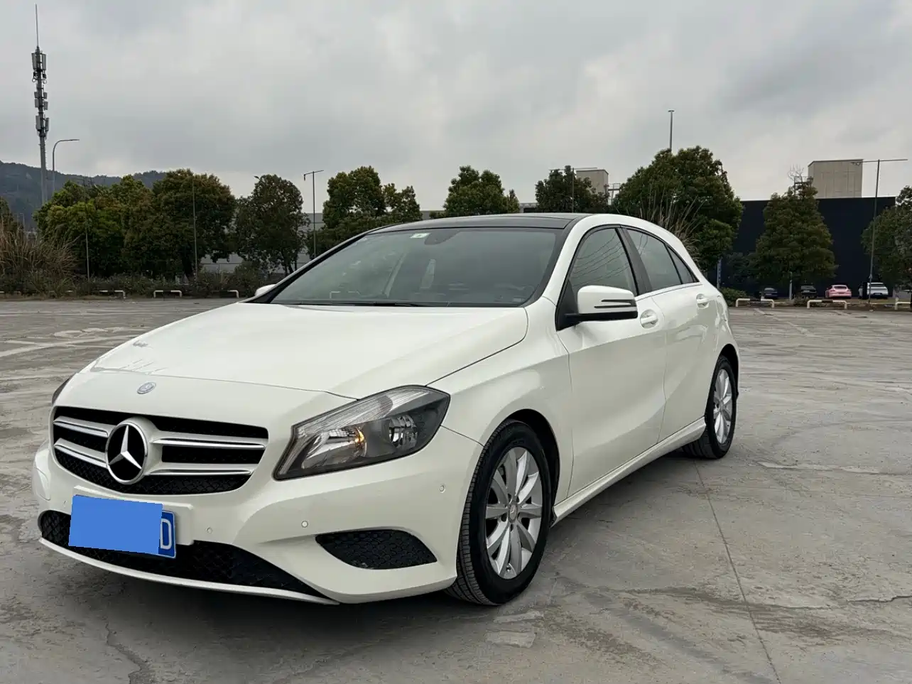Mercedes-Benz A-Class (Import) 2013 A 180 Fashion
