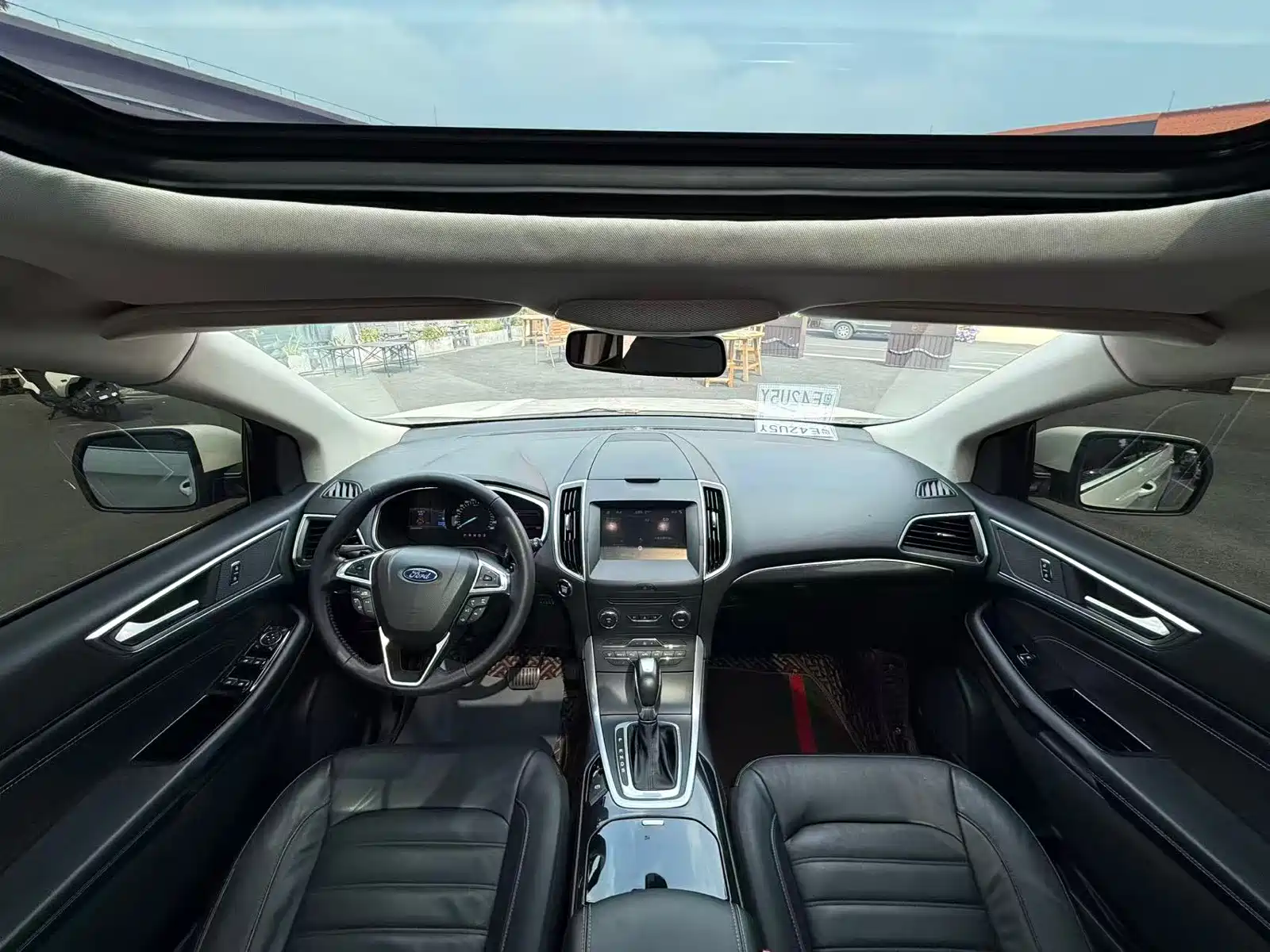 Фото 6 - Ford Edge