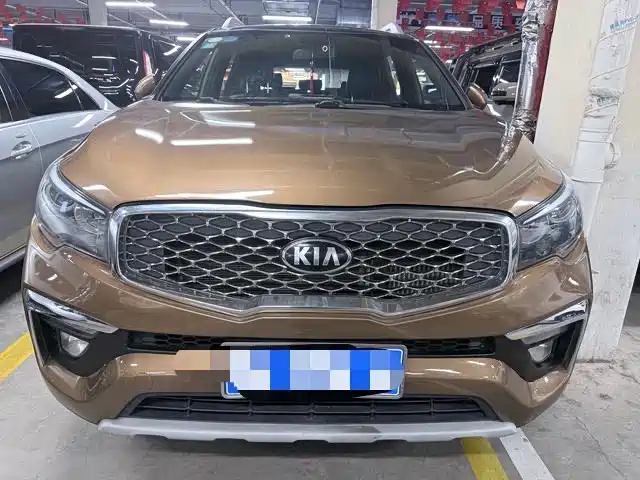 Kia KX7 2017 2.0T Automatic 4WD DLX 7-Seater фото 2