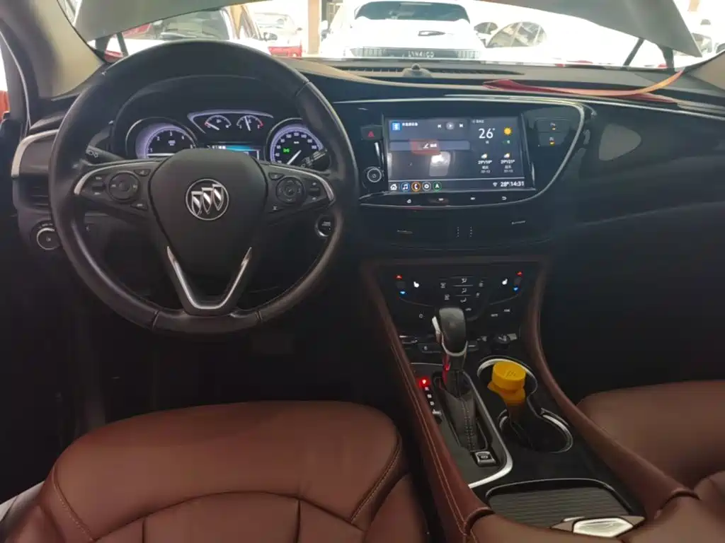 Фото 10 - Buick Envision Plus