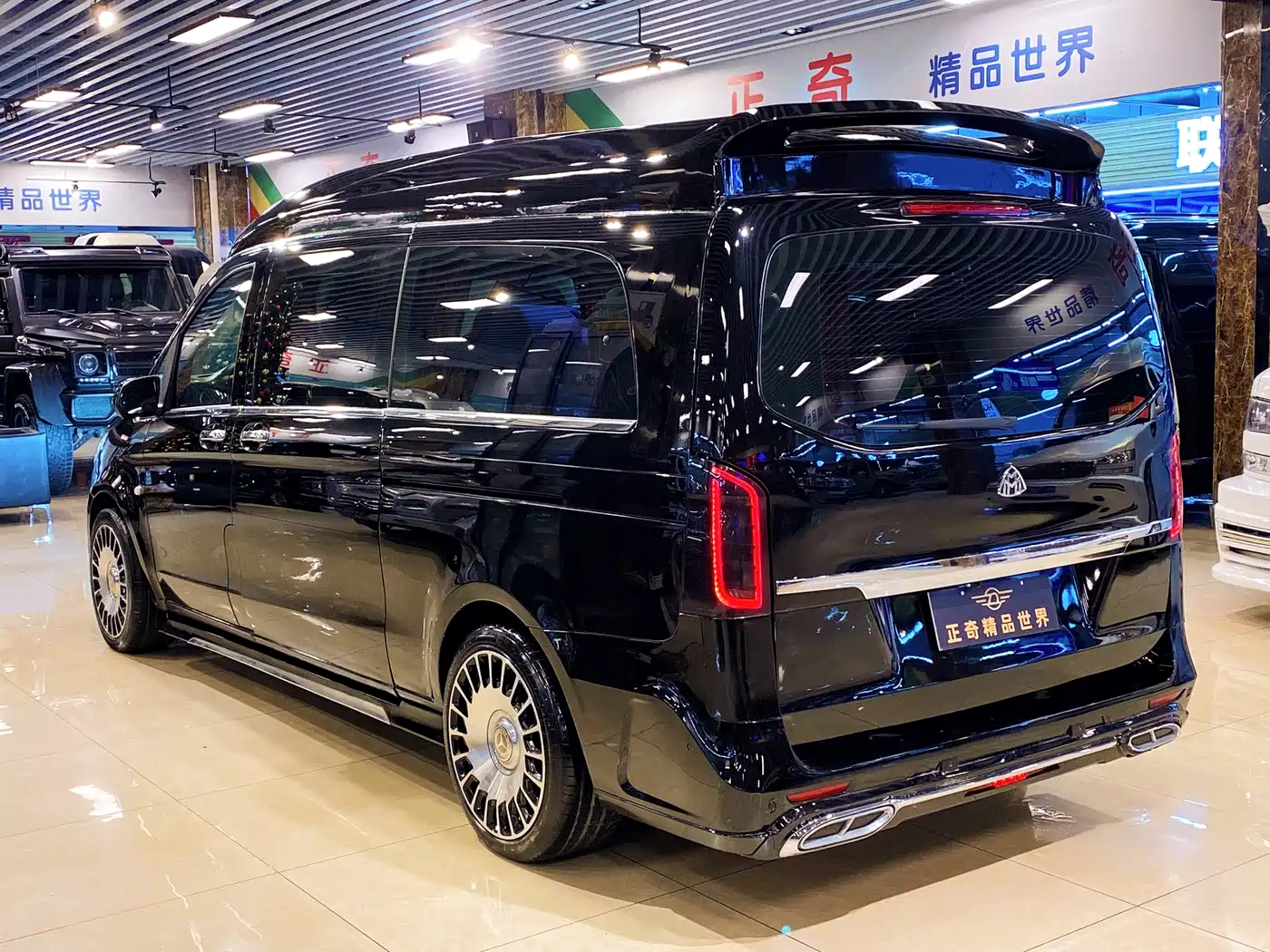 Mercedes-Benz Vito 2018 2.0T Business Edition China VI фото 6