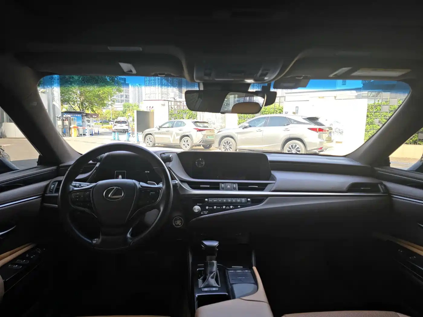 Lexus ES 2020 200 Excellence фото 6