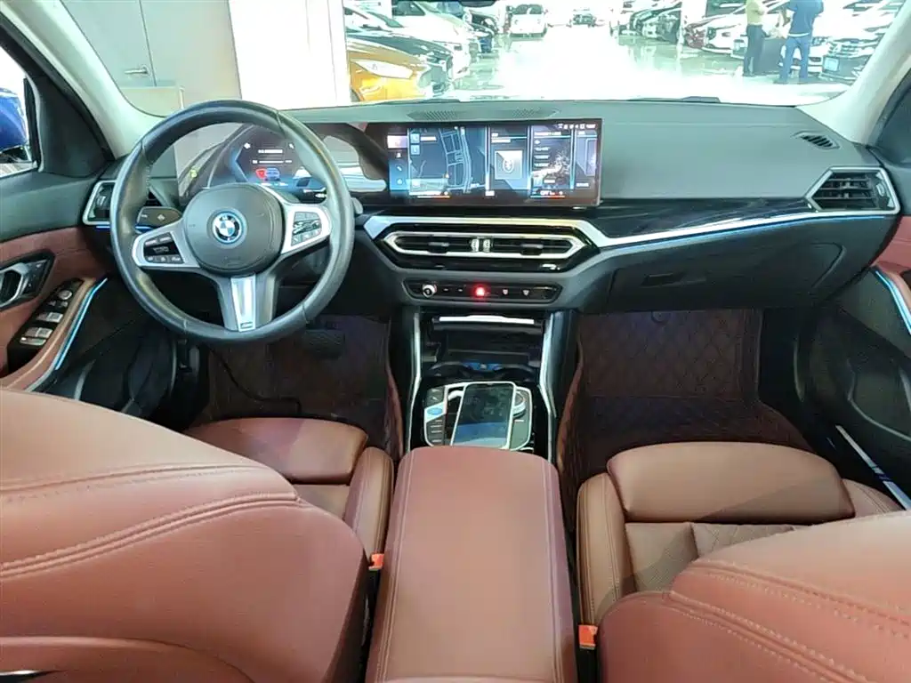 BMW i3 2022 eDrive 35 L фото 10