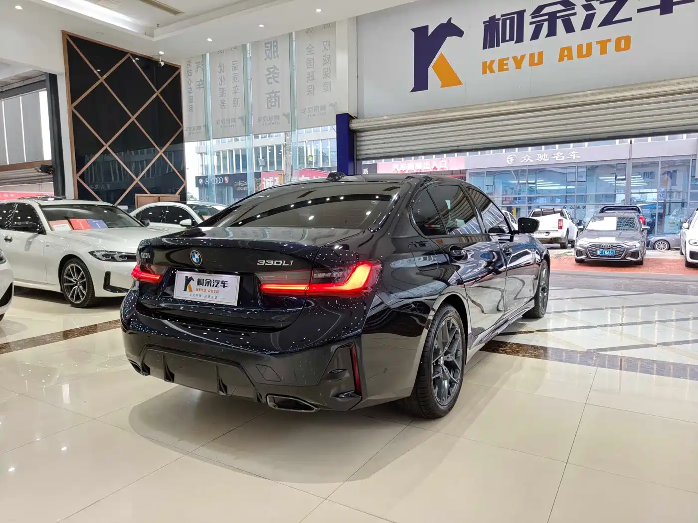 BMW 3-SERIES