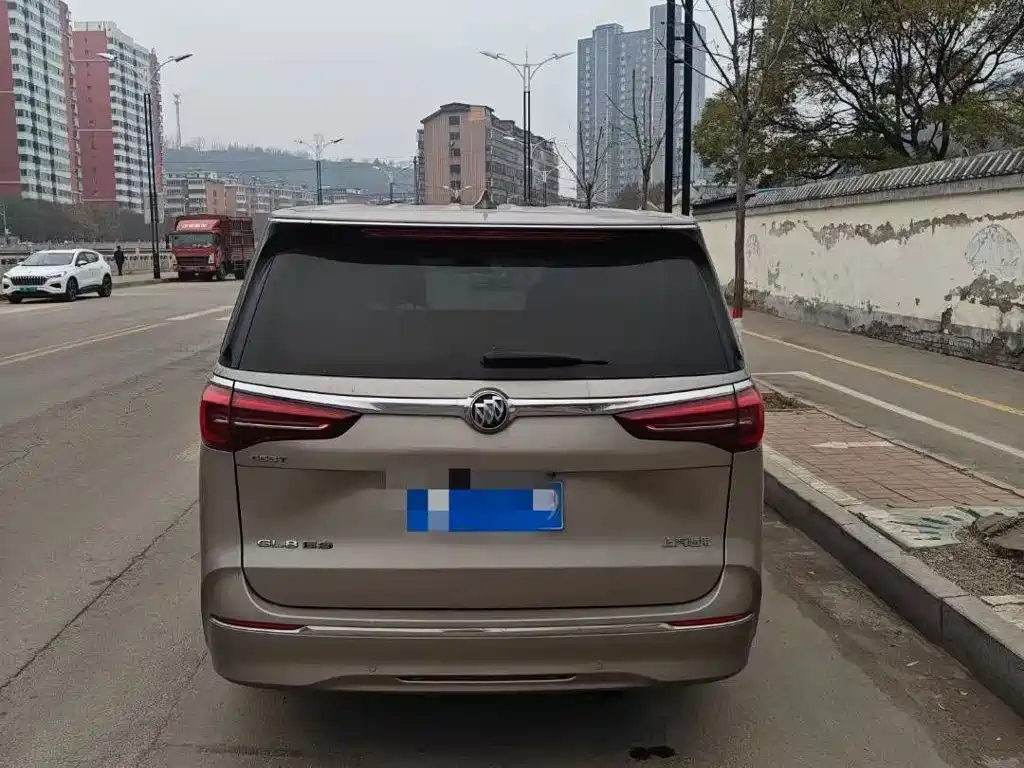 Фото 7 - Buick GL8