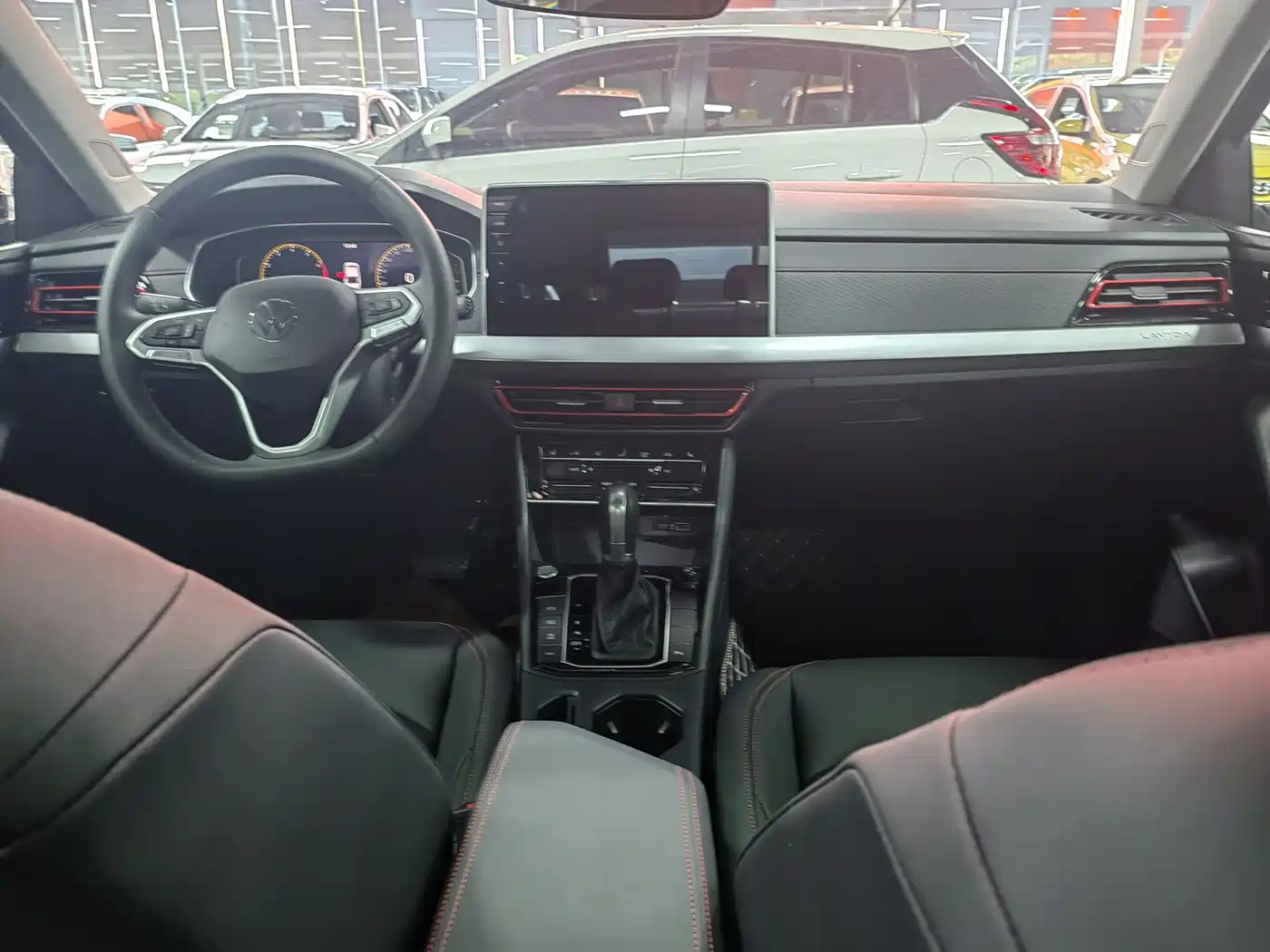 Volkswagen Lavida 2024 Model 300TSI DSG Starlight Full Comfort Edition фото 4