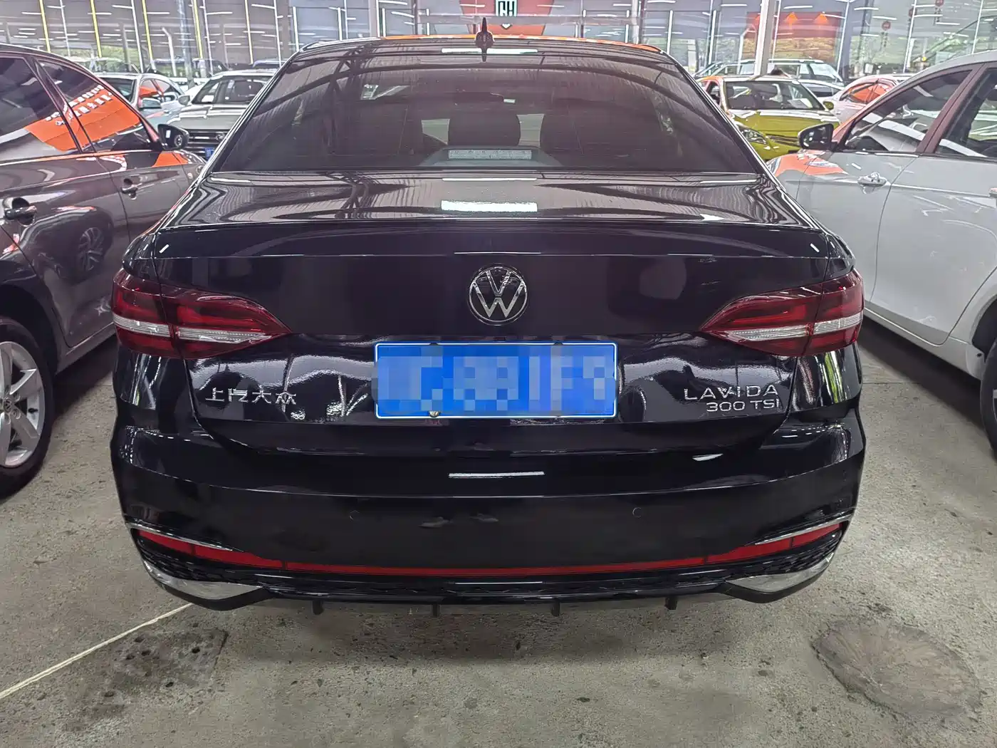 Volkswagen Lavida 2024 Model 300TSI DSG Starlight Full Comfort Edition фото 11