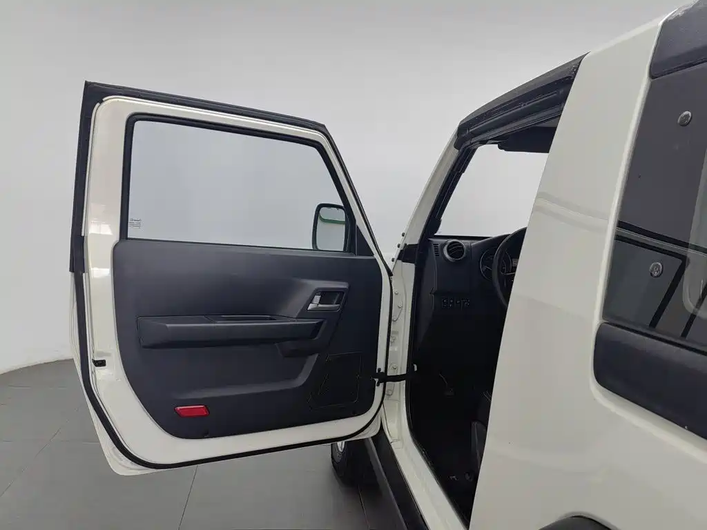 BAIC ORV Beijing Offroad BJ40 2015 2014 2.4L Manual Cross Country