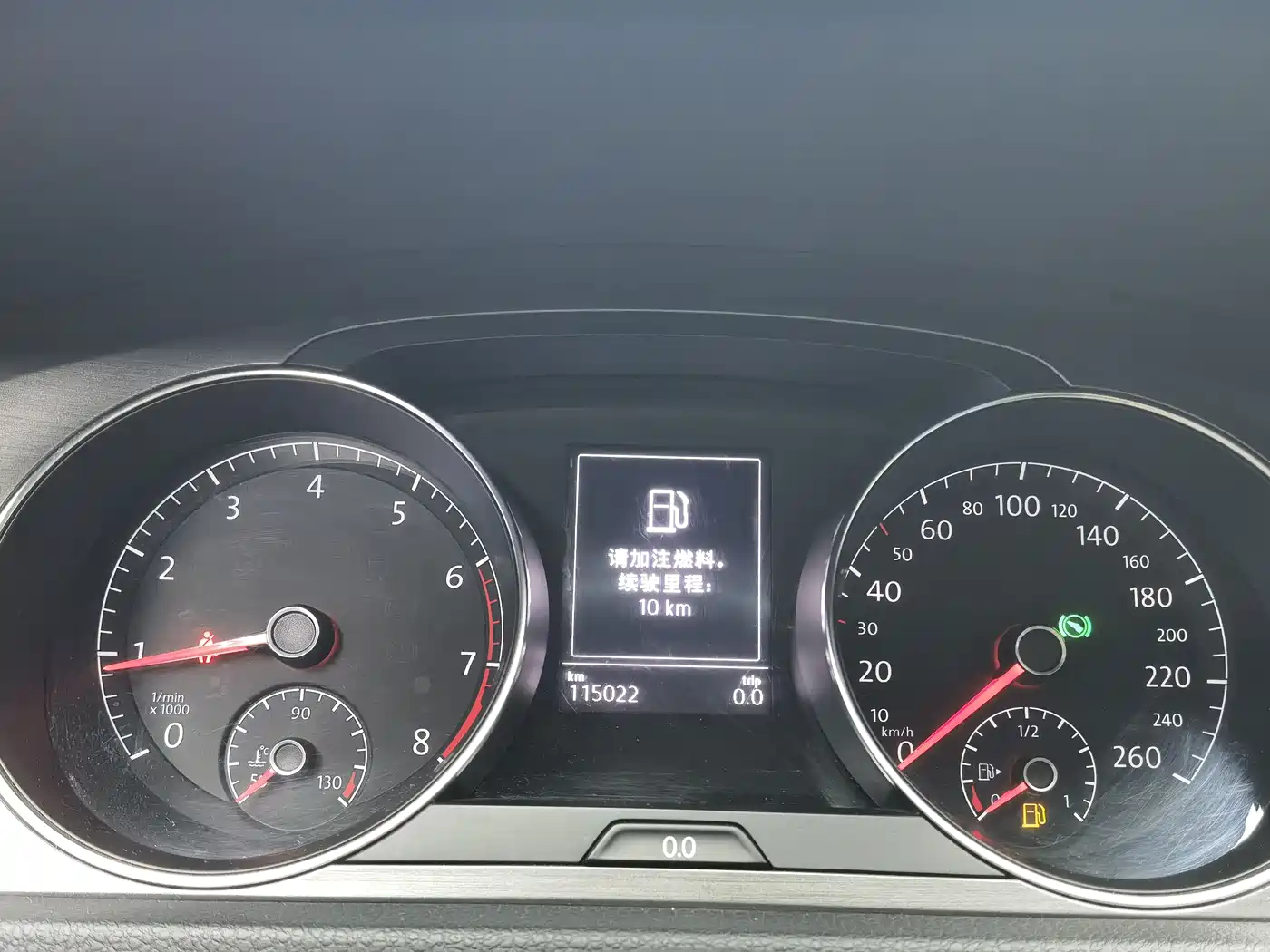 Volkswagen Golf 2016 1.6L Automatic Comfort фото 16