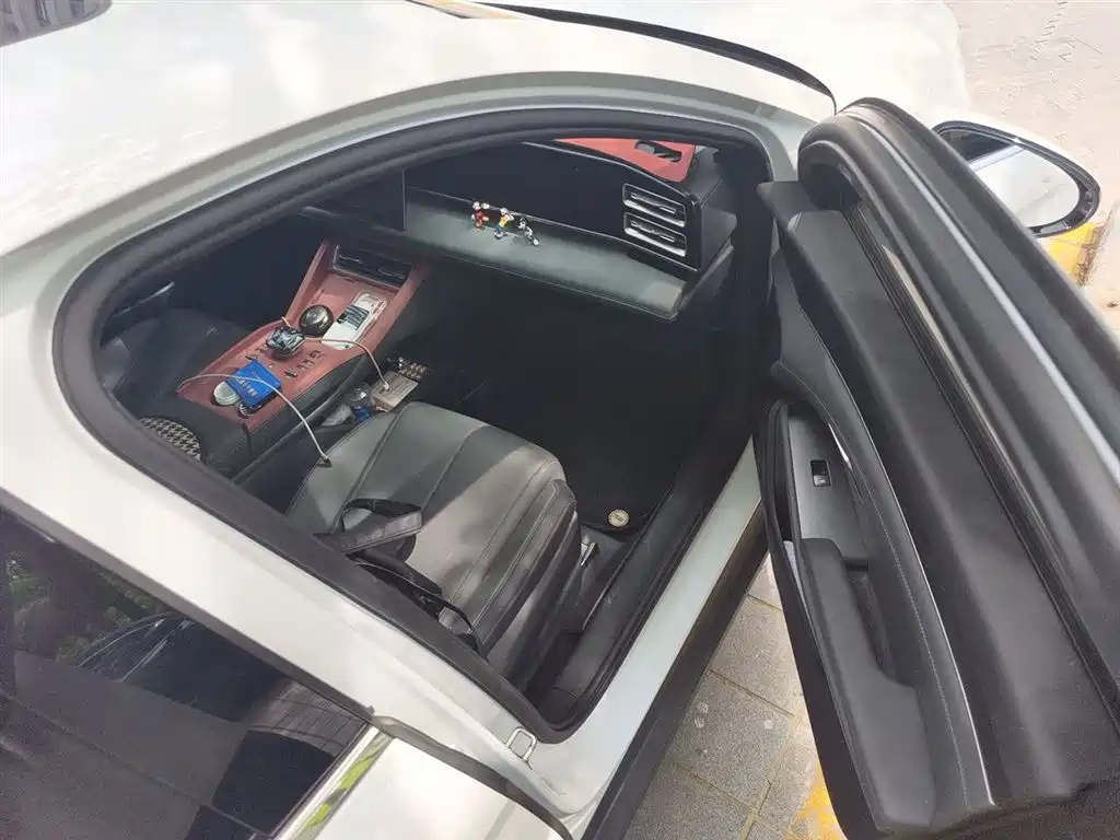 BYD Qin L 2025 DM-i Smart Drive 80KM Premium фото 20