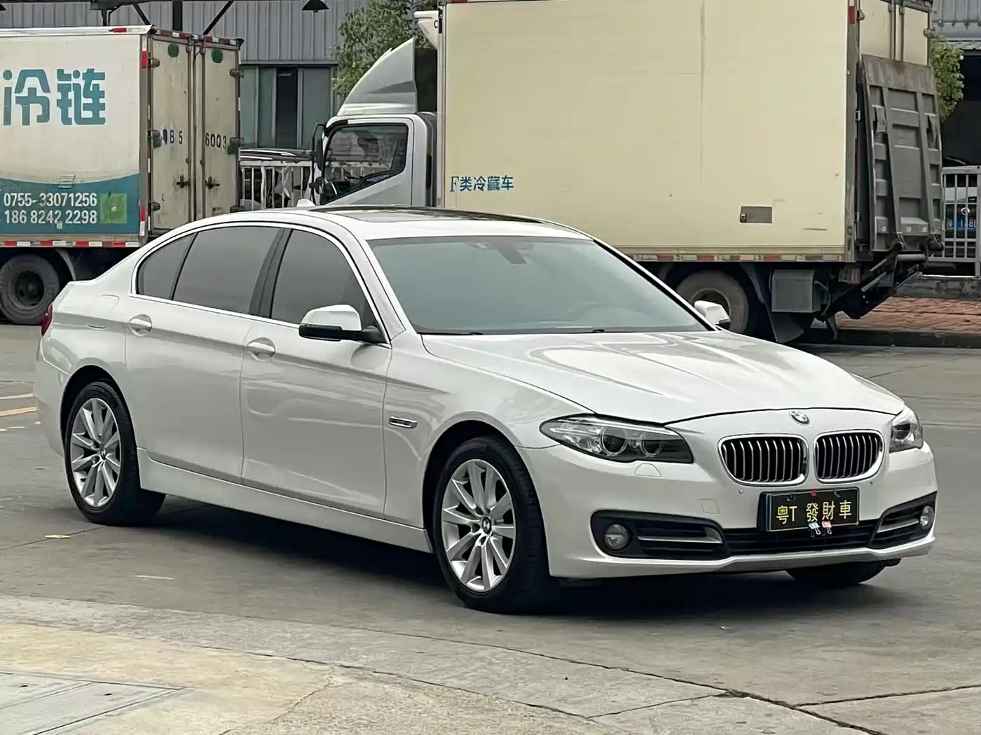 BMW 5 Series 2014 528Li xDrive Premium фото 3