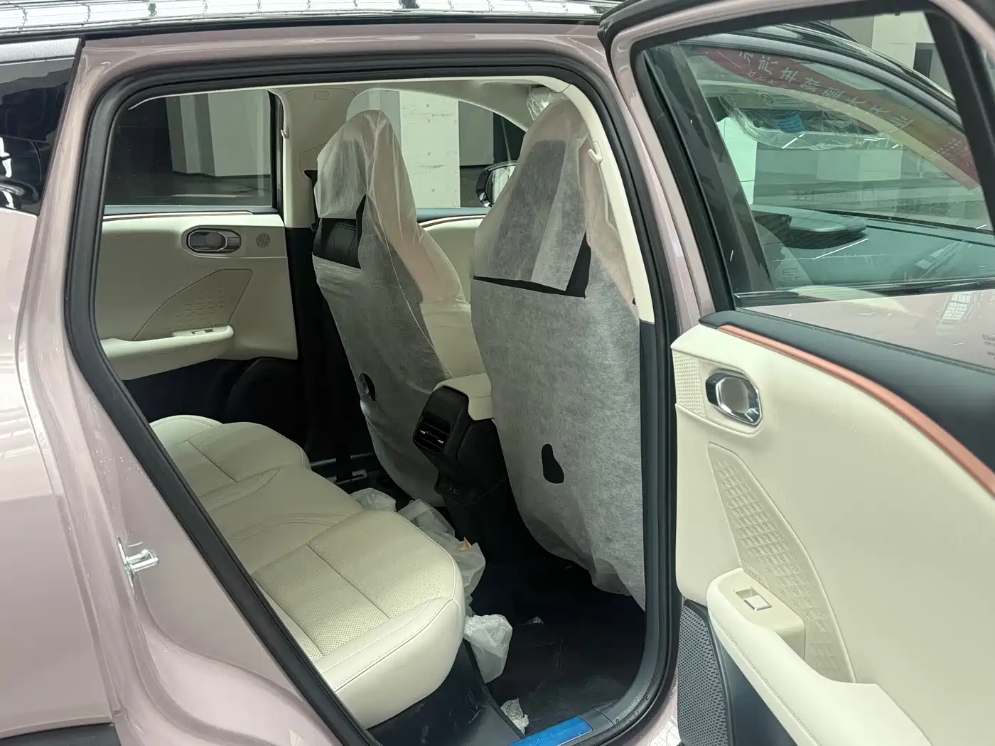 Lynk & Co 06 2025 Renew 1.5T Halo фото 5
