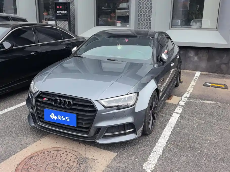 Фото 1 - Audi A3