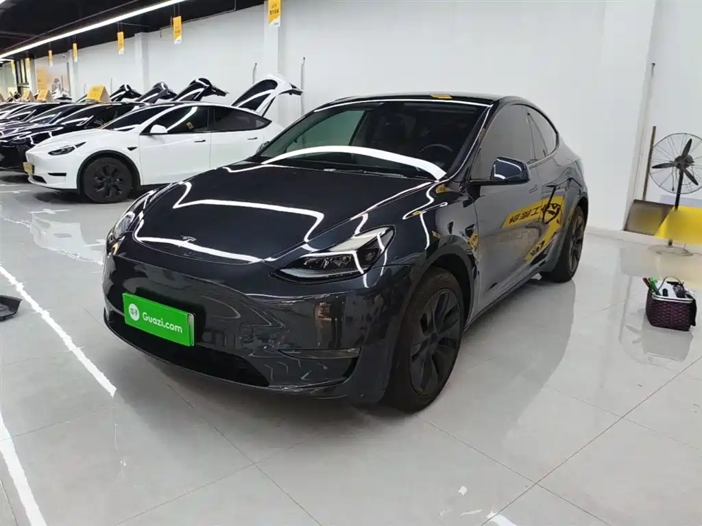 Tesla Model Y 2024 Long Range AWD