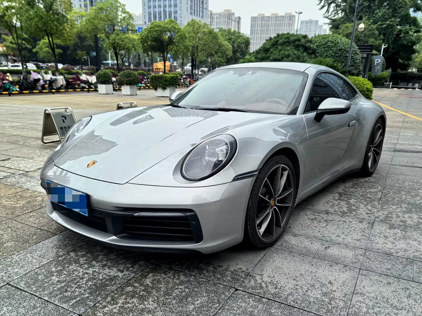 Фотография PORSCHE 911