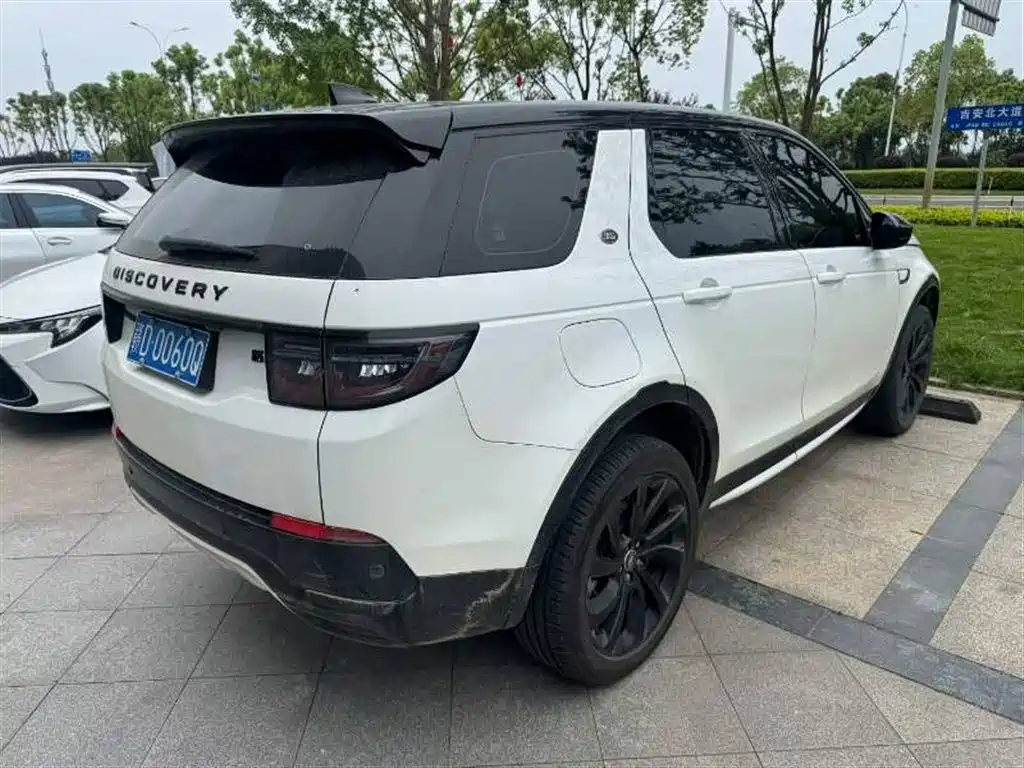 Land Rover Discovery Sport 2023 249PS R-Dynamic S Performance Version фото 3