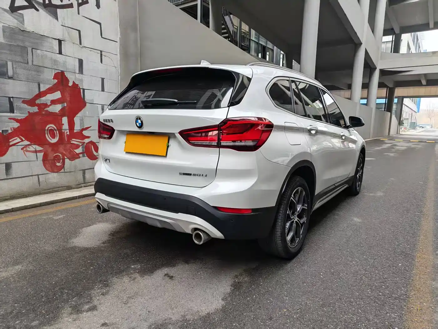 BMW X1 2022 sDrive20Li Fashion фото 4