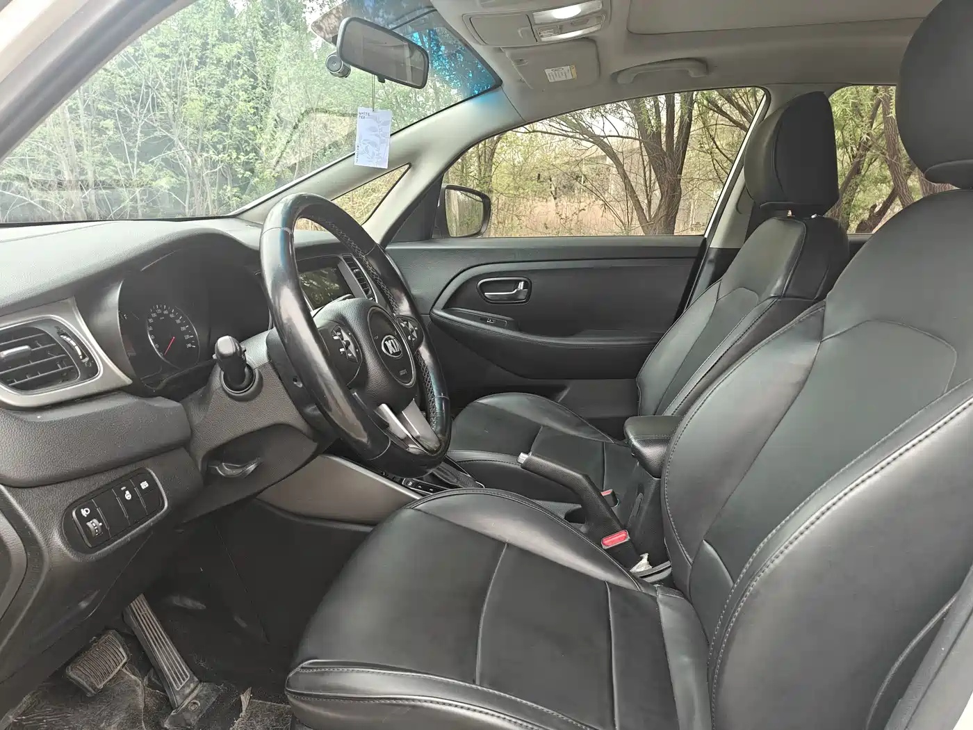 Kia Carens 2014 2013 2.0L 5-Seat Auto Standard China IV