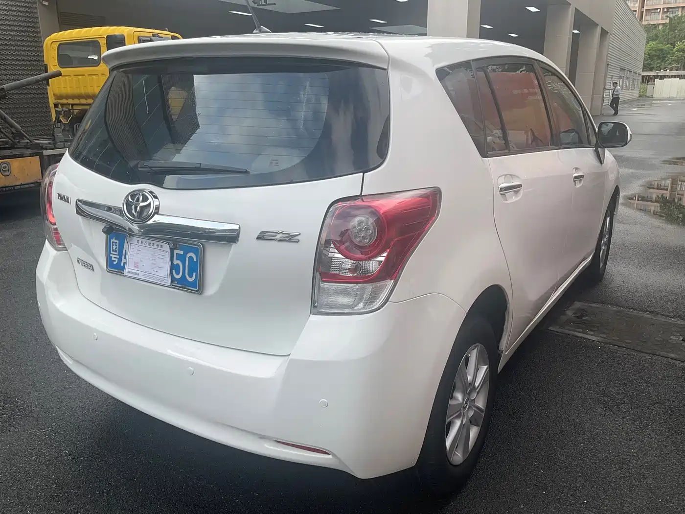 Toyota E'Z 2012 180E CVT Elite Multi-Function Edition фото 6