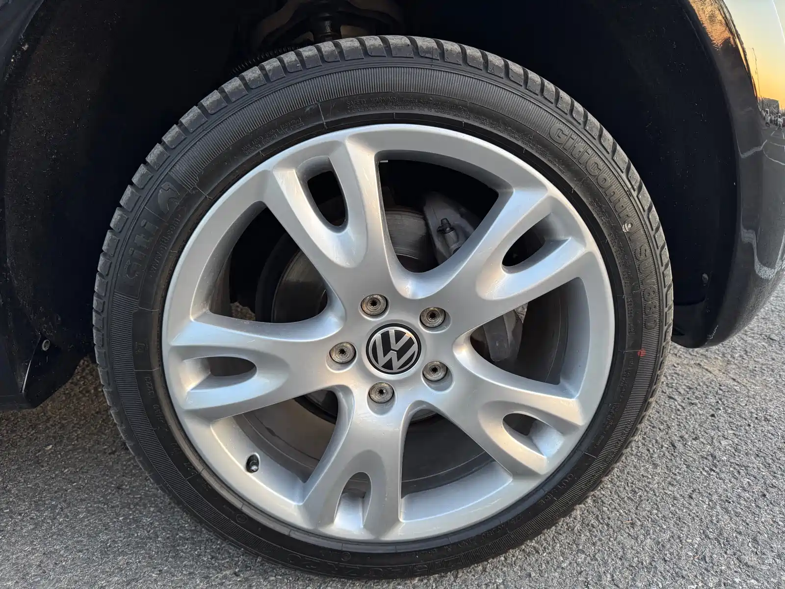 Фото 8 - Volkswagen Touareg