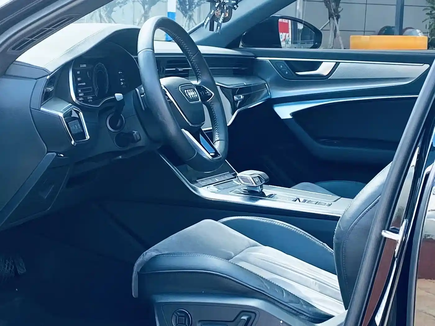 Audi A6L 2020 40 TFSI Luxury Dynamic фото 3