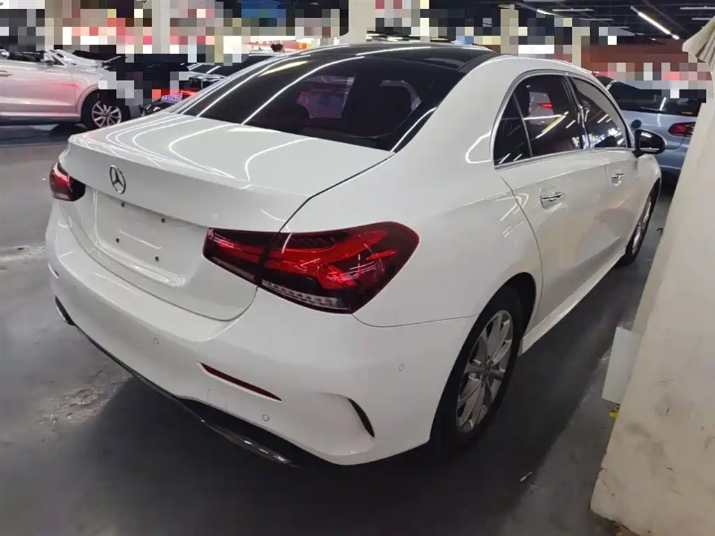 MERCEDES-BENZ CLASS A