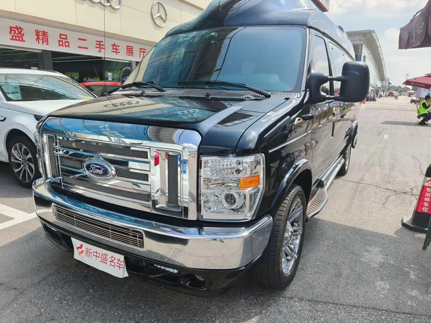 Ford E350 2016 2011 5.4L Platinum Limited Edition