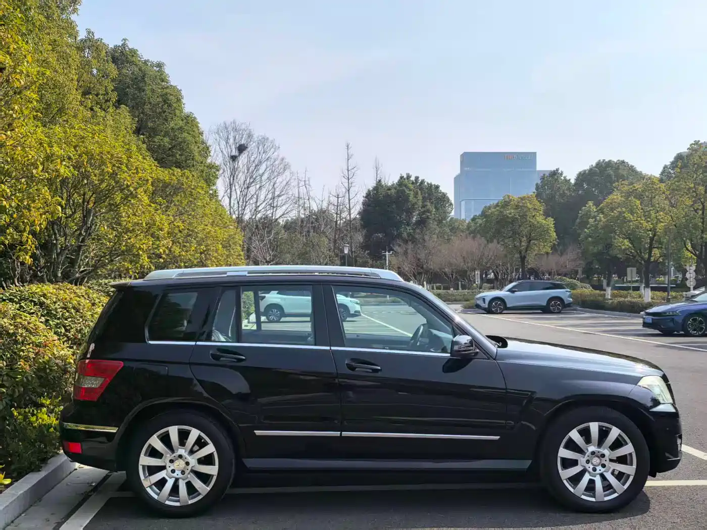 Mercedes-Benz GLK-Class (Import) 2010 GLK 300 4MATIC Fashion фото 4