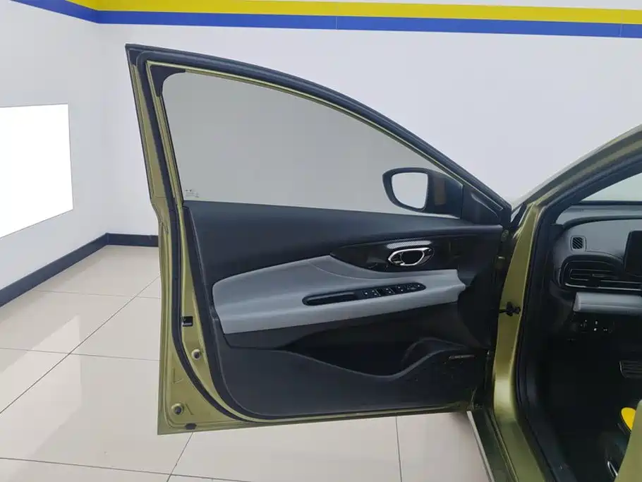 GAC Trumpchi Trumpchi Emkoo 2021 2021 270T DCT J15 Edition