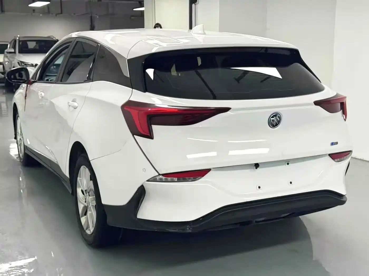 Buick Velite 6 2020 Plug-in Hybrid Connected Smart Edition фото 9