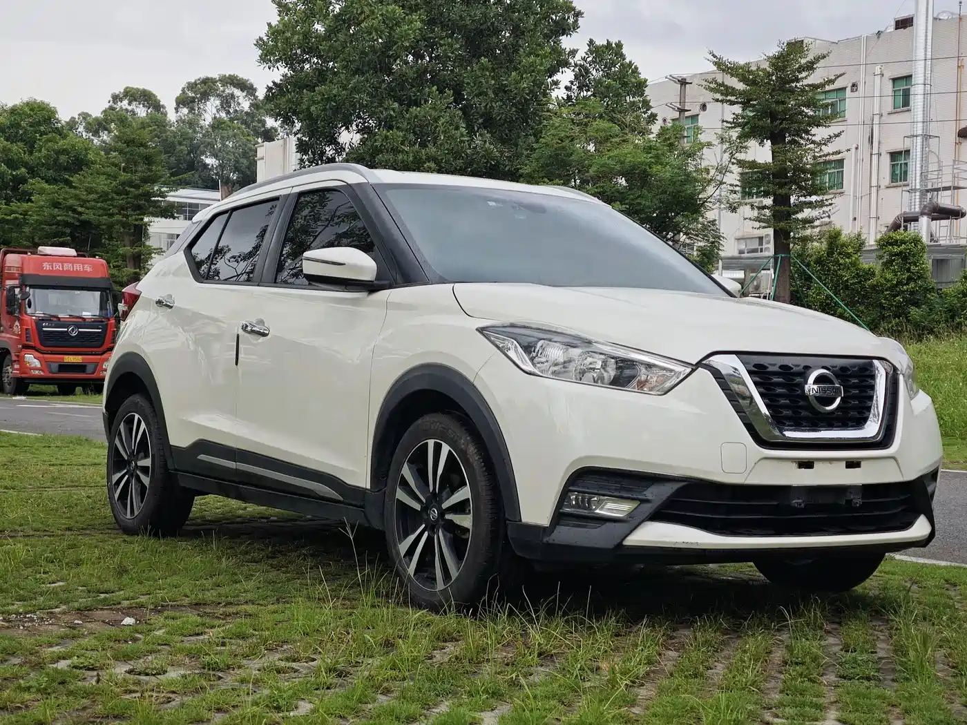 Nissan Kicks 2019 2019 1.5L CVT Smart Connect Luxury Edition