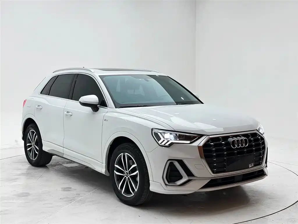 Audi Q3 2021 35 TFSI Progressive Sport фото 3