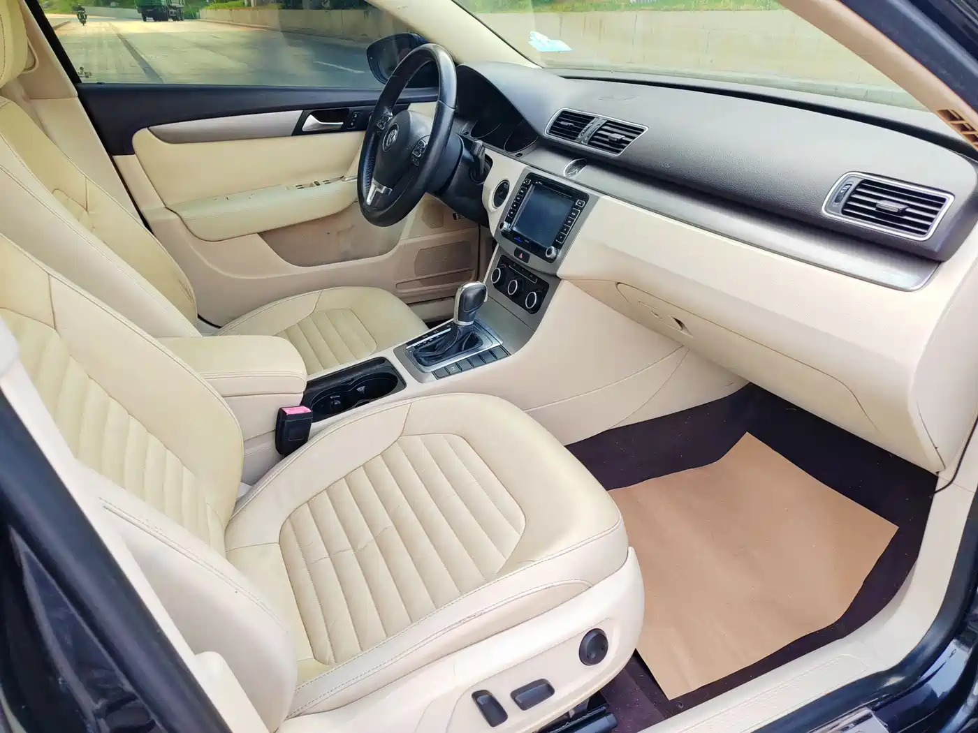 Volkswagen Magotan 2013 1.8TSI Luxury фото 14