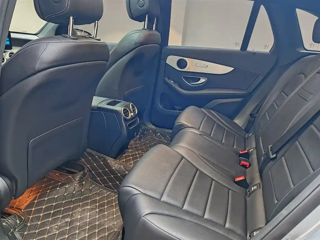 Mercedes-Benz GLC 2022 Facelift GLC 260 L 4MATIC Dynamic фото 11