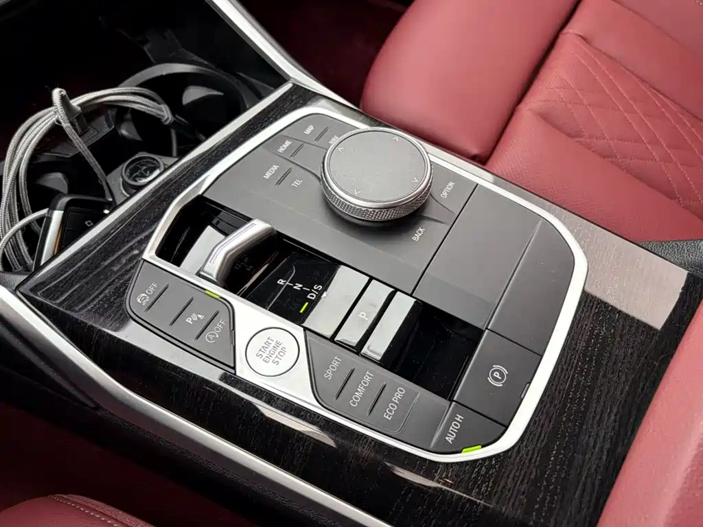BMW 3 Series 2024 325Li M Sport Package фото 7