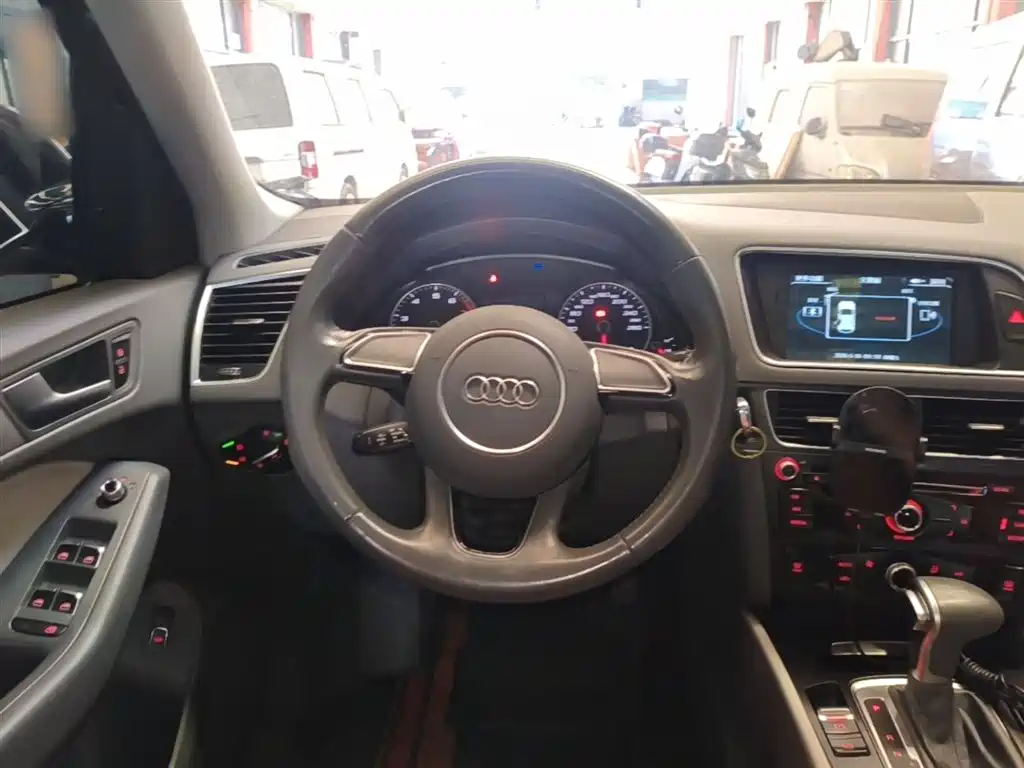 Audi Q5 2016 40 TFSI Progressive Model фото 11