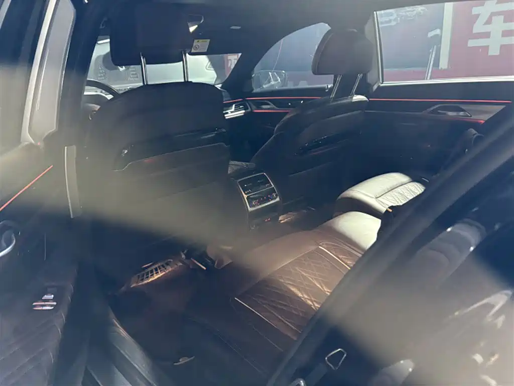 BMW 7 Series 2022 2021 Model 740Li Leading M Sport Package