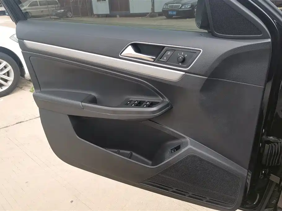 Volkswagen Lavida 2017 230TSI DSG Comfort Edition фото 7
