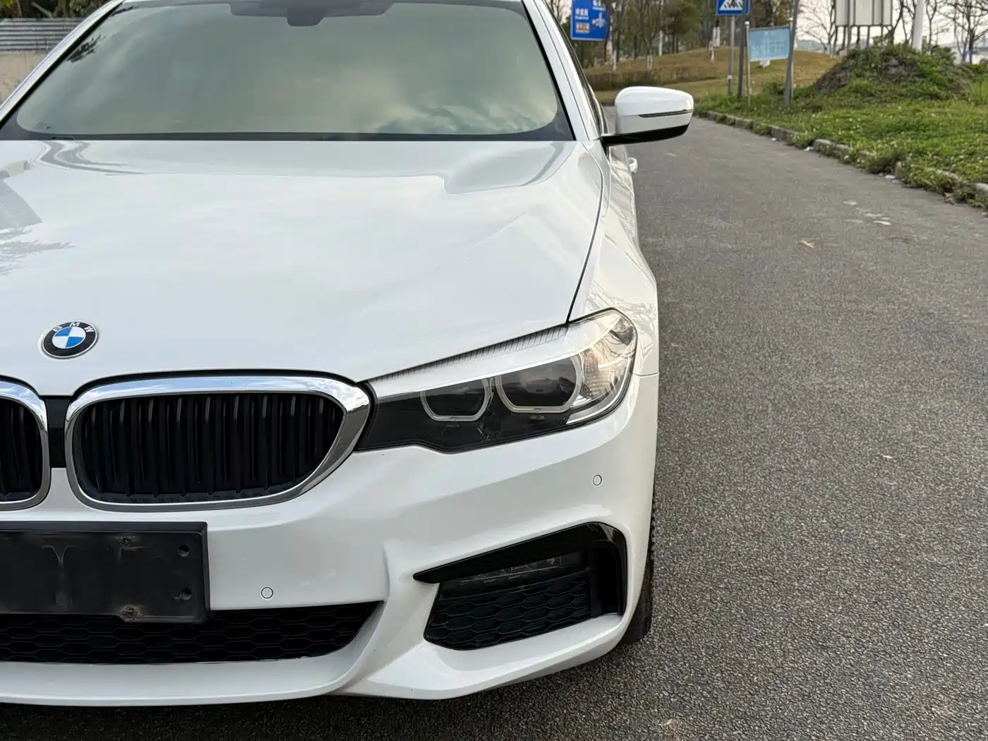 BMW 5 Series 2019 525Li M Sport Package фото 4