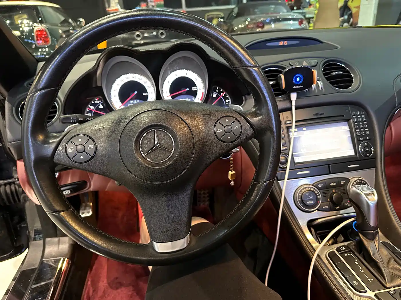 Mercedes-Benz SL-Class 2011 SL 300 Grand Edition фото 7