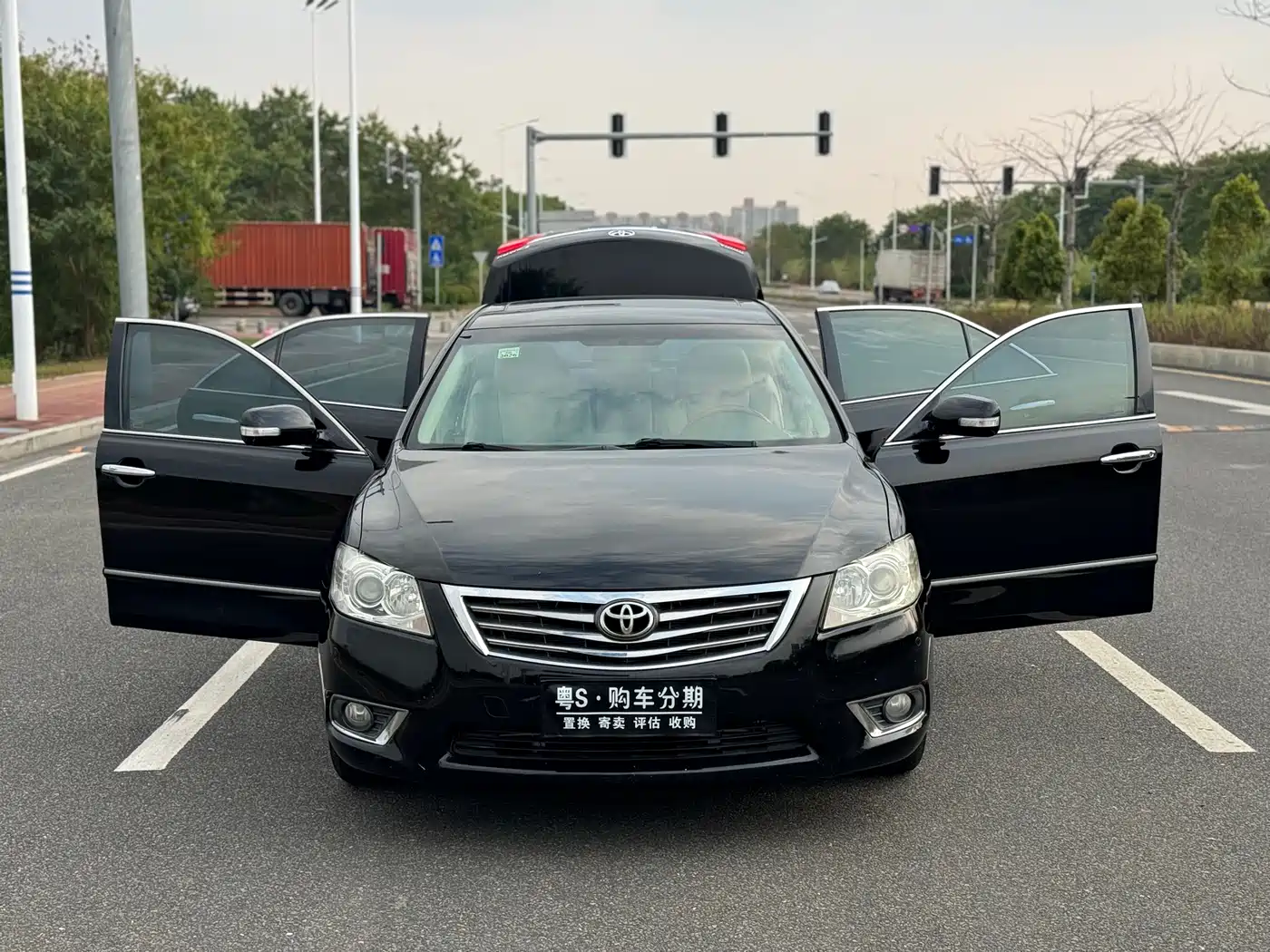 Toyota Camry 2011 240G Classic Anniversary Edition фото 24
