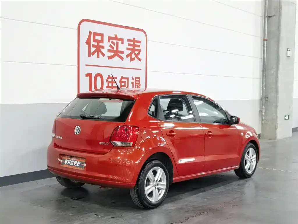 Volkswagen Polo 2011 1.4L Automatic Style Edition фото 2