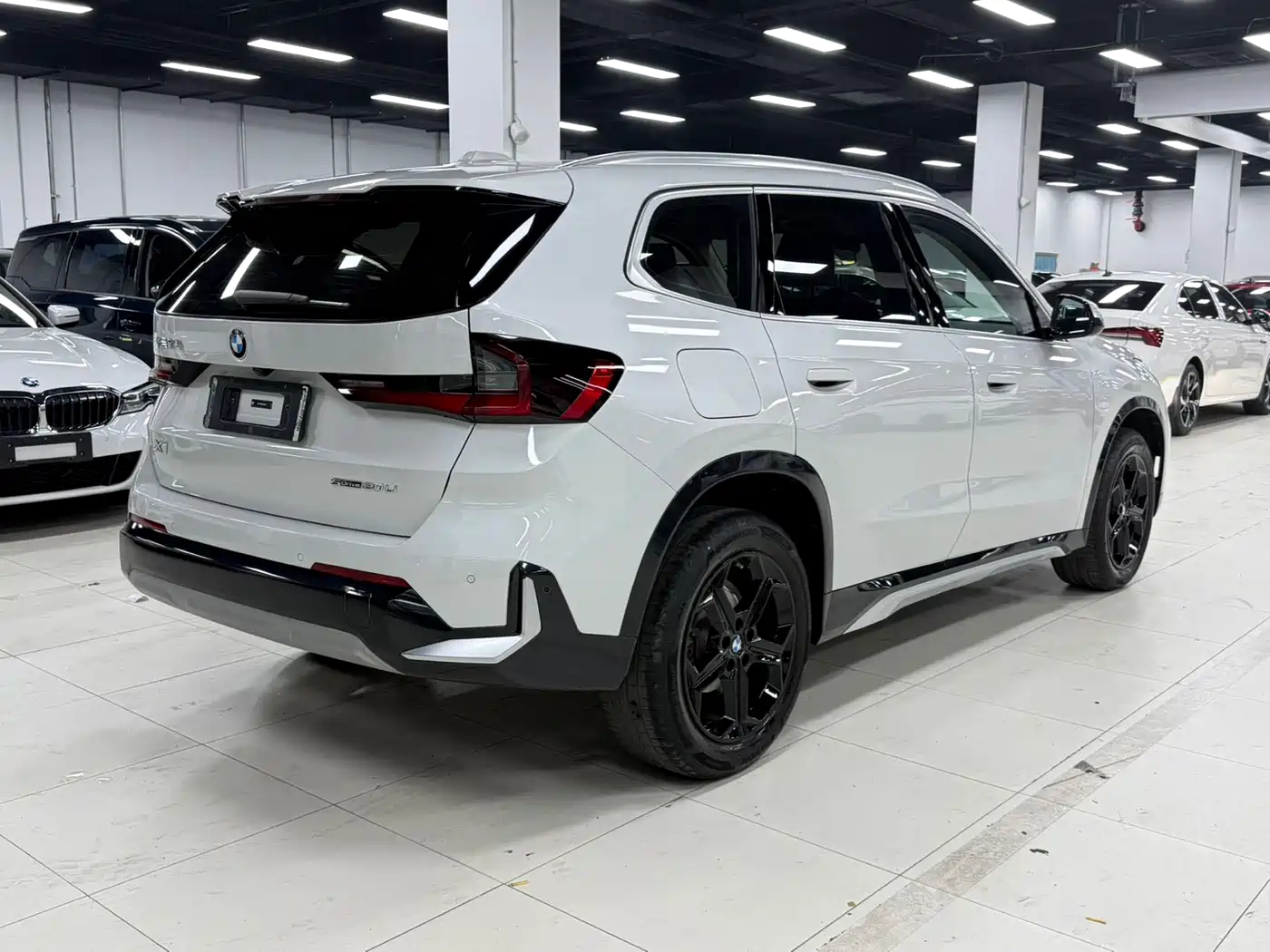 BMW X1 2023 sDrive20Li X Design Package фото 4