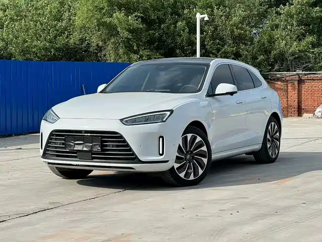 AITO Wenjie AITO M5
