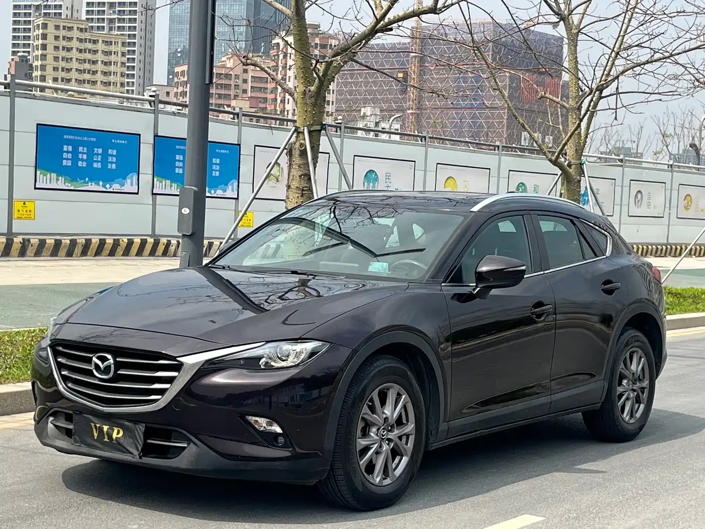 Фото 1 - Mazda CX-4