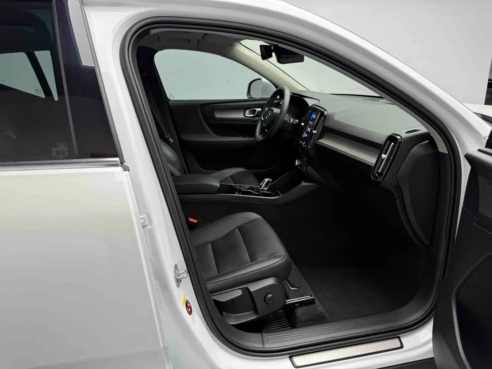 Фото 7 - Volvo XC40