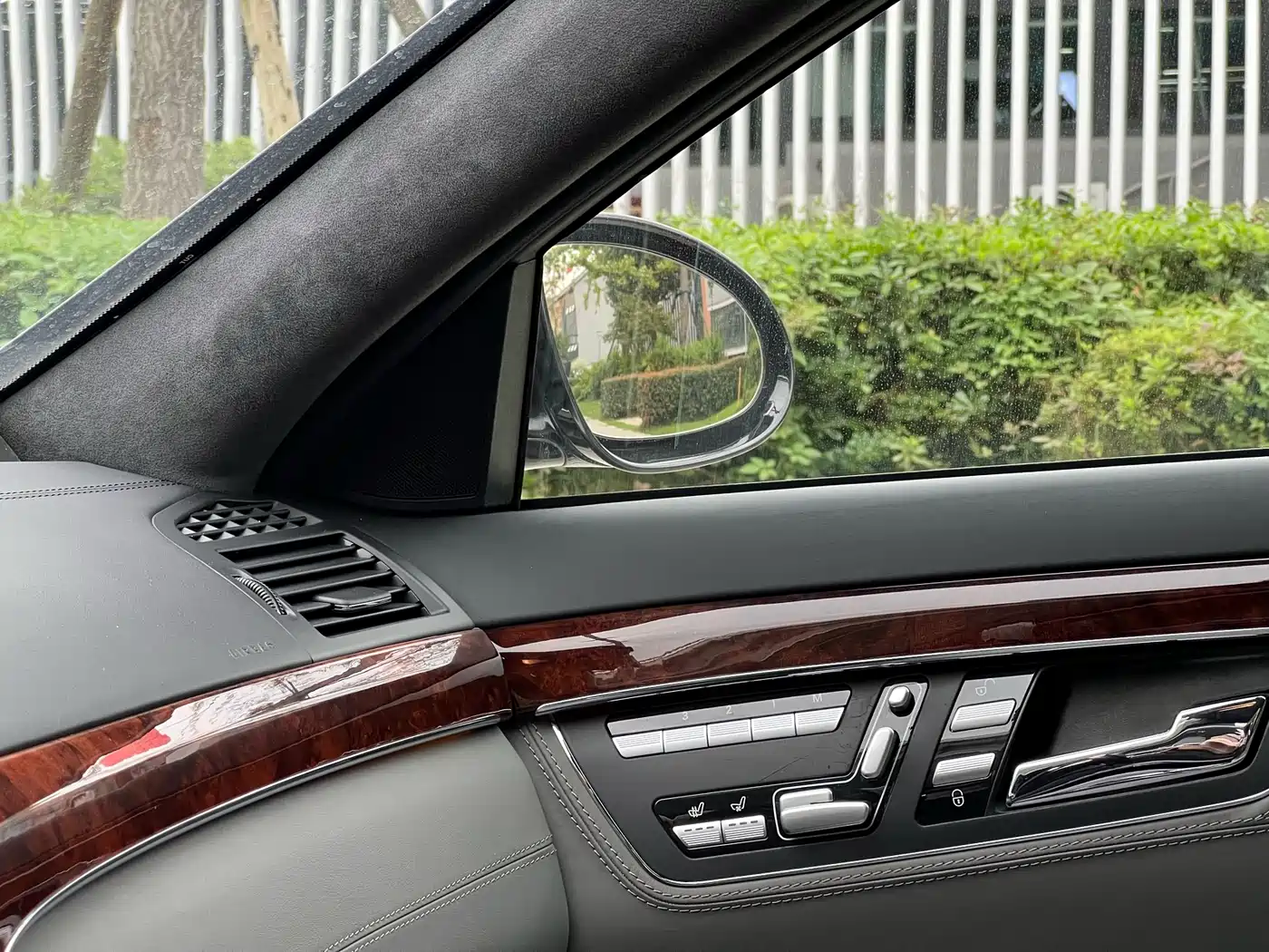 Mercedes-Benz S-Class 2008 Model S 600 L фото 23